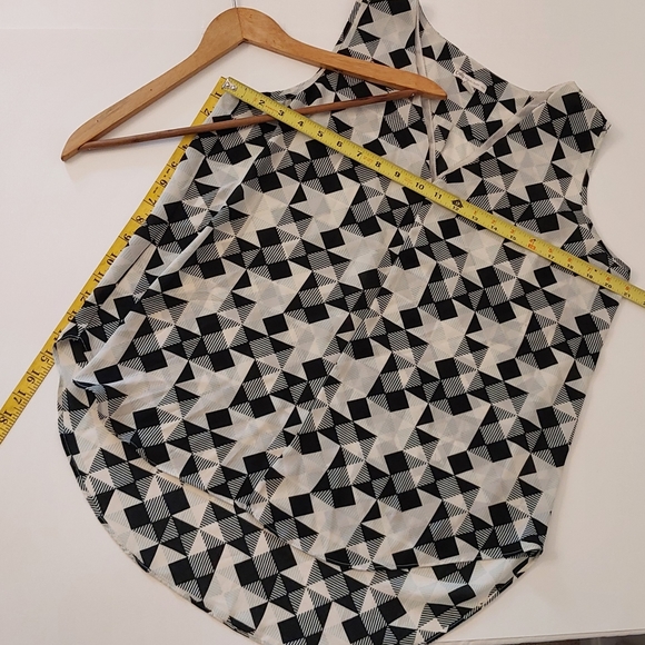 Cato Geometric Blouse Size L - Picture 2 of 10